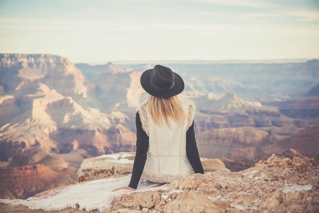 On the Edge / The Grand Canyon Chic Lightroom Presets & Brushes