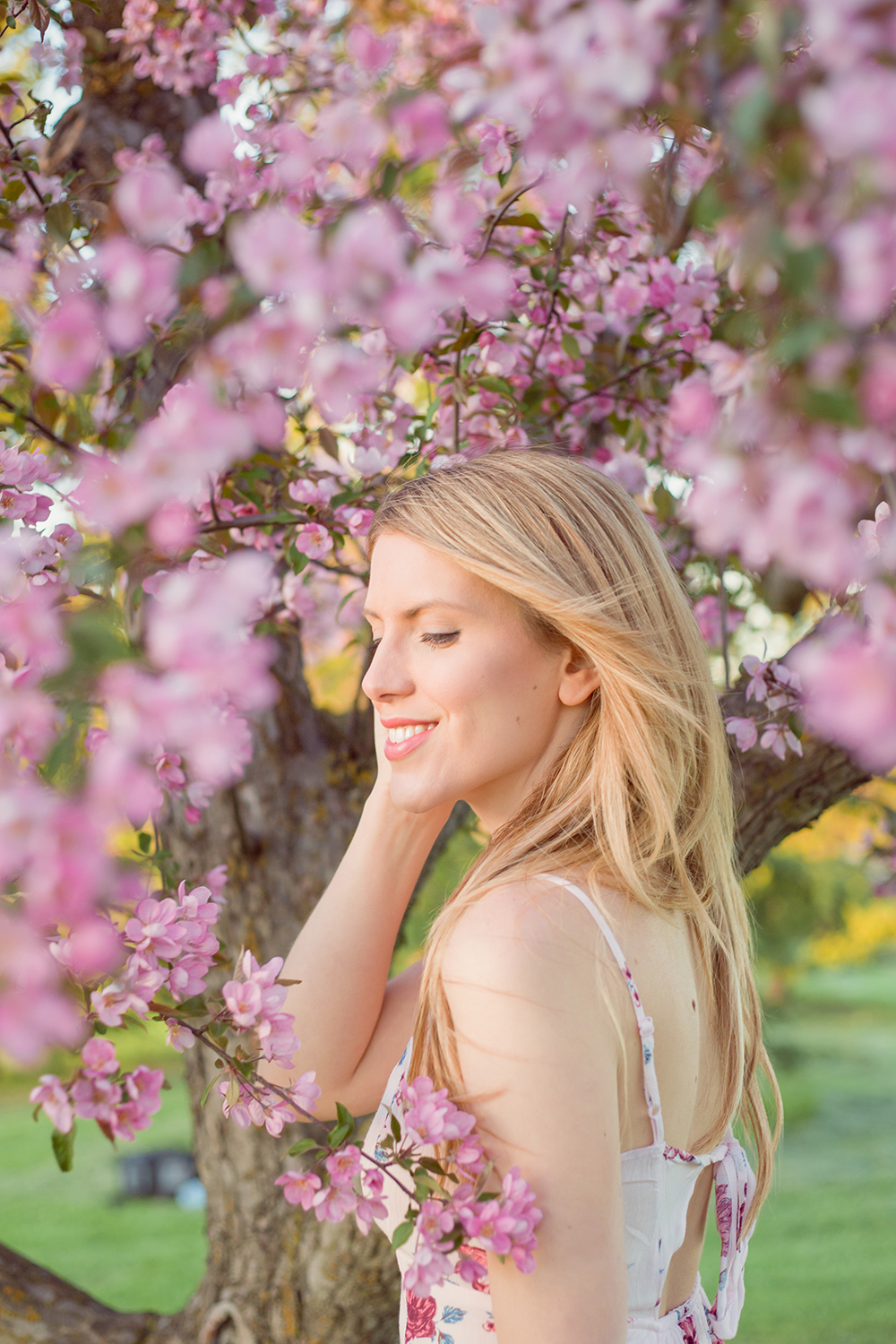 Among The Blossoms | Chic Lightroom Presets