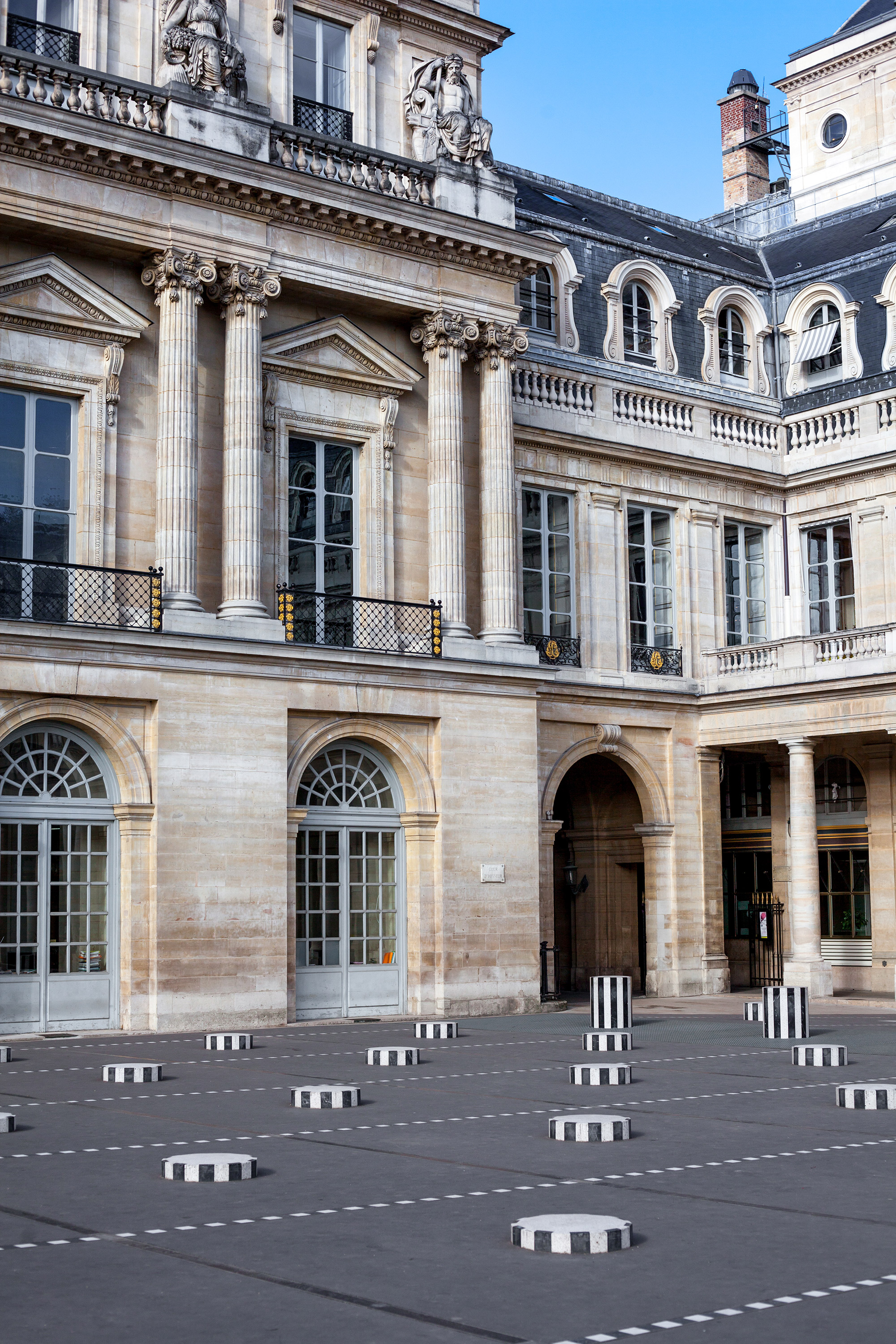 Palais Royal | Chic Lightroom Presets