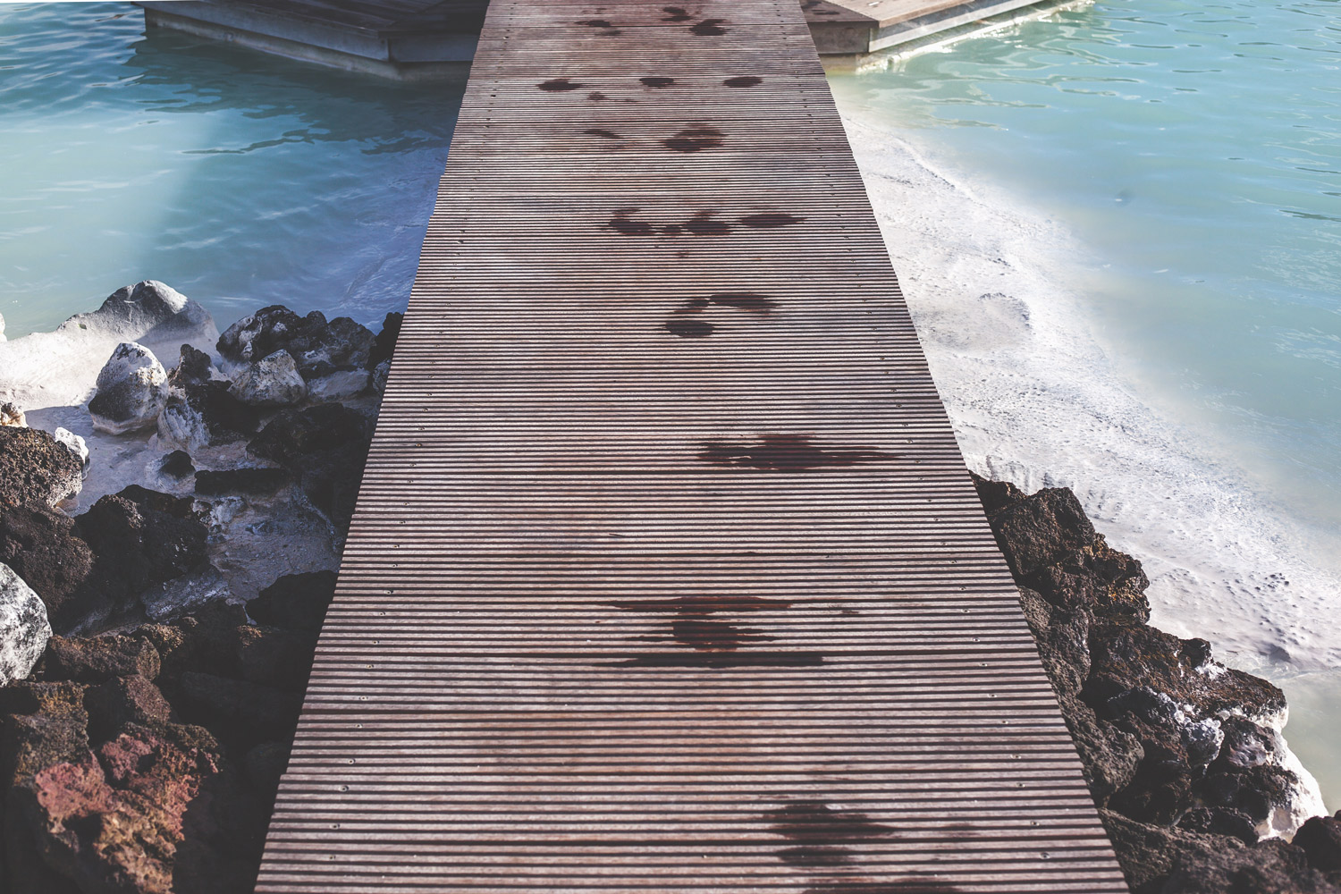 The-Blue-Lagoon-_-Chic-Lightroom-Presets-6