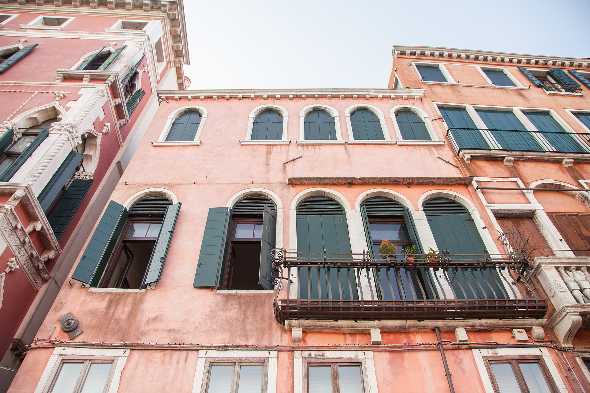 Colorful Venice | Chic Lightroom Presets